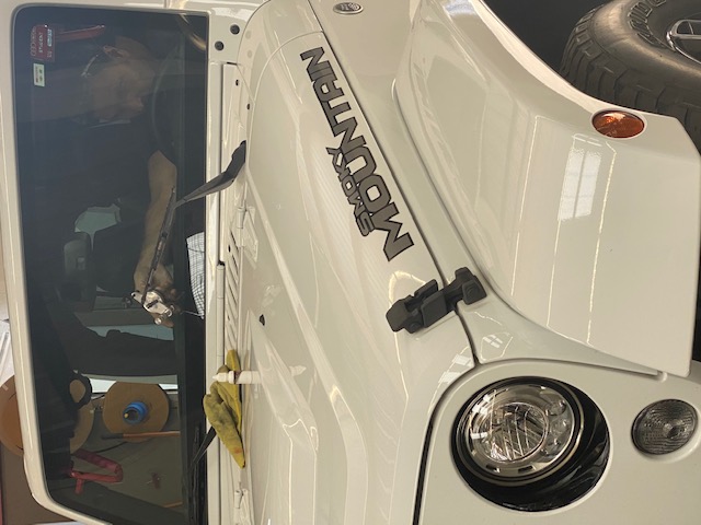 Windshield chip repair example 2