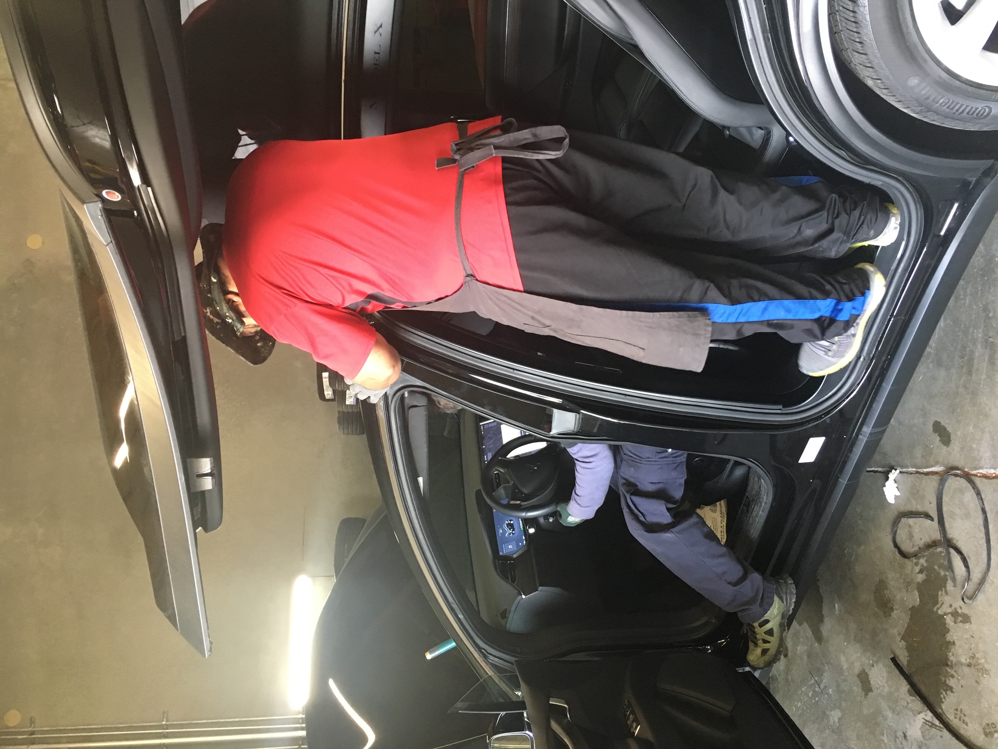 Windshield Replacement image 8